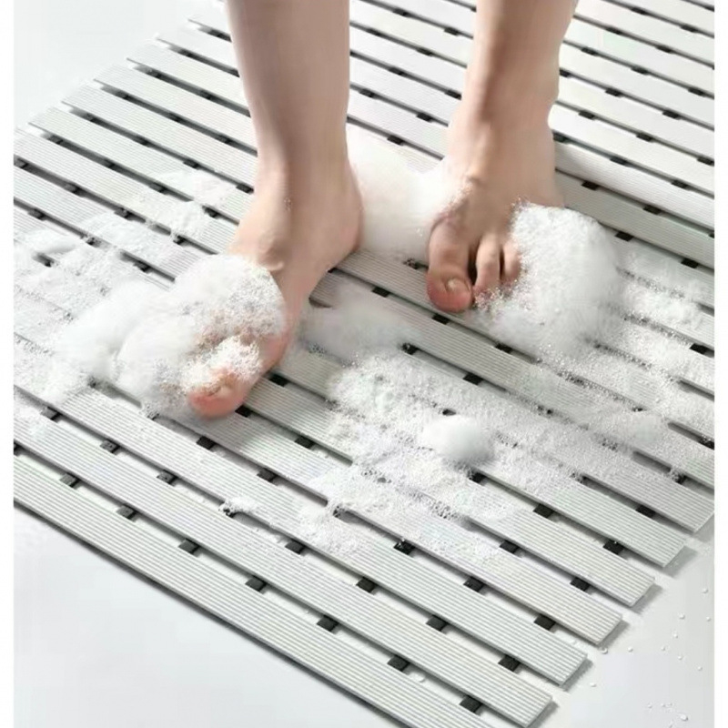 Kupaonska protuklizna prostirka s perforiranim dizajnom za sprječavanje pada, otporna na plijesan, moderni minimalistički stil