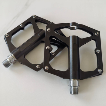 Planinski bicikl pedale s protukliznom aluminijskom legurom (Model L023; Materijal: aluminijska legura; Kompatibilno s Volkswagen modelima)