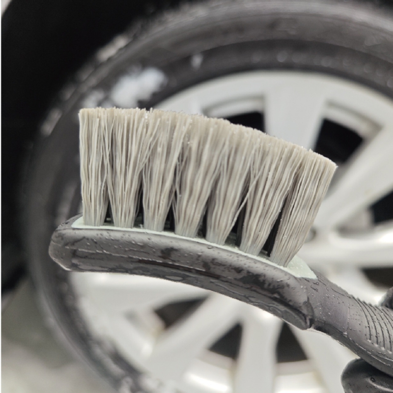 Četka za gume s gumiranim premazom, za pranje automobila, materijal PP, s držačem