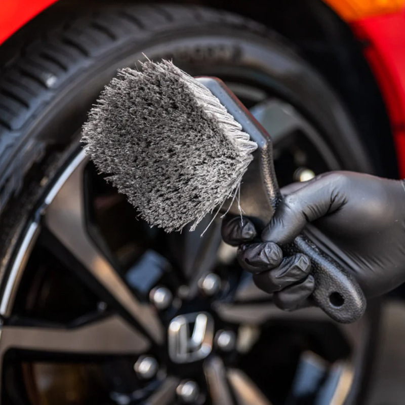 Četka za čišćenje automobilskih diskova i guma — materijal PP, šifra proizvoda Ad-02216, marka Aido loves more