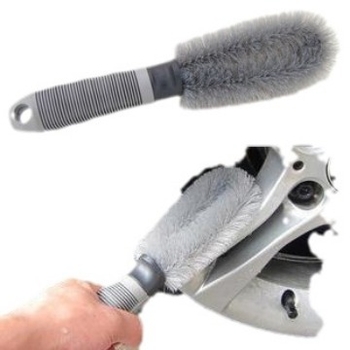 Autó kerékagy tisztító ecset puha anti-slip markolattal, drótos kerékagy ecset, anti-fagyasztó, többfunkciós eszköz a gumi- és kerék tisztításához