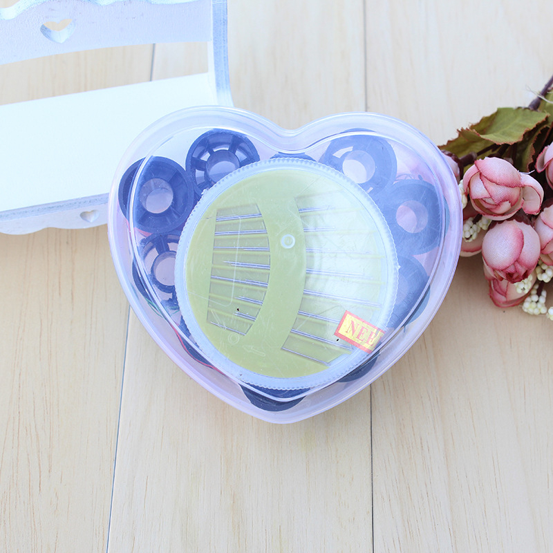 Шивашка кутия за шевни принадлежности, пластмасова, сърцевидна форма, кръгла, с 9 шпули, опаковка 240 броя