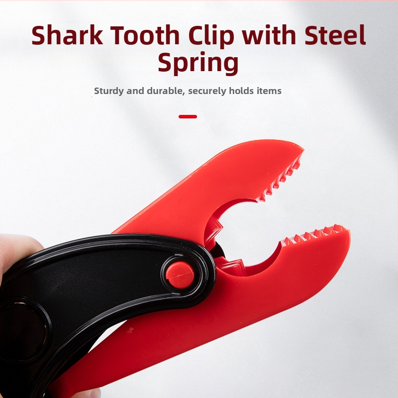 Klip na čistenie autokobercov — nastaviteľný dizajn so žraločím zubom, z technického plastu a nerezovej ocele, hmotnosť 0,92