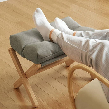 Drveni potporak za stopala u skandinavskom stilu za kauč i ured