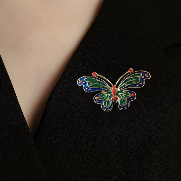 Καρφίτσα πεταλούδα εμαγιέ με φιόγκο — ρετρό μεσαιωνικό στυλ, ηλεκτροπλατιωμένο φινίρισμα, Unisex