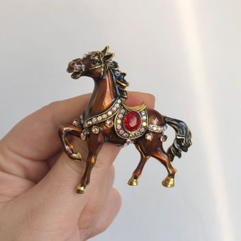 Καρφίτσα σε σχήμα αλόγου – Κομψό αξεσουάρ σε στιλ light-luxury, ηλεκτροπλατιωμένη επίστρωση, unisex