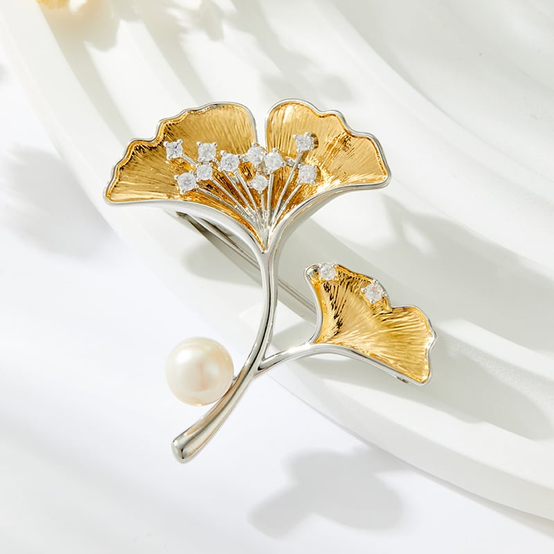 Καρφίτσα φύλλου γίνγκκο με μαργαριτάρι, από κράμα χαλκού, φινιρισμένο βουρτσισμένο, ζιρκόνιο ενθέσεις, unisex