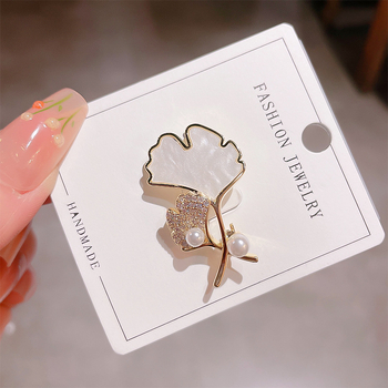Broșă cu frunză de ginkgo, cupru, pentru femei, design floral luxos, placare electrolitică
