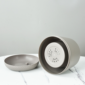 Posuda za cvijeće od PP, ekološki dizajn; pogodna za stolnu i podnu upotrebu; jednostavan i elegantan stil; pogodno za ured i kućno vrtlarenje.