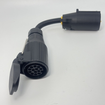 Adapter utičnice za prikolicu 7‑pin u 13‑pin, američko‑europski, nylon kućište, model QR1885, marka Qiangrong