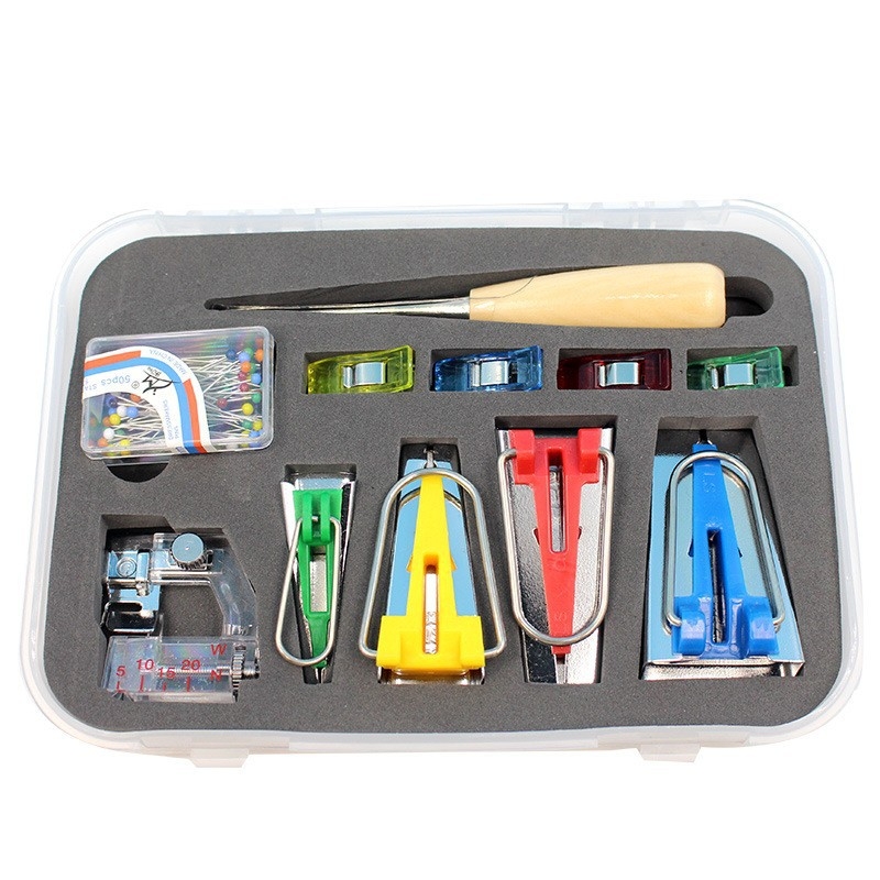 Set alata za šivanje patchworka: Tape Maker, Edging Tool, Piping Tool, premium igle i niti (40 komada u kutiji, 240 g)