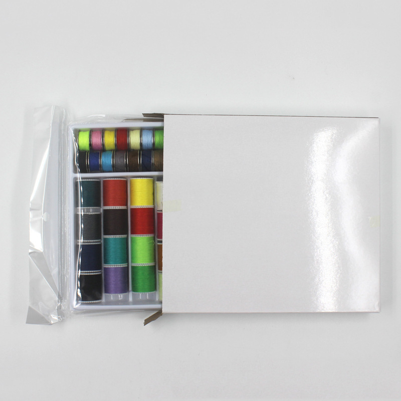 Kućni set za šivanje, 32-dijelni paket, uključuje niti, špulice, igle i škare (Cloth Three)
