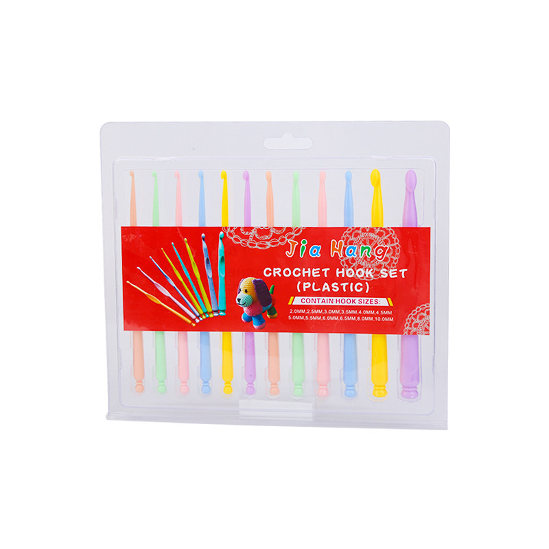 Dyx plastični set kukica za crochet — plastične kukice, sladak stil, 61,3 g