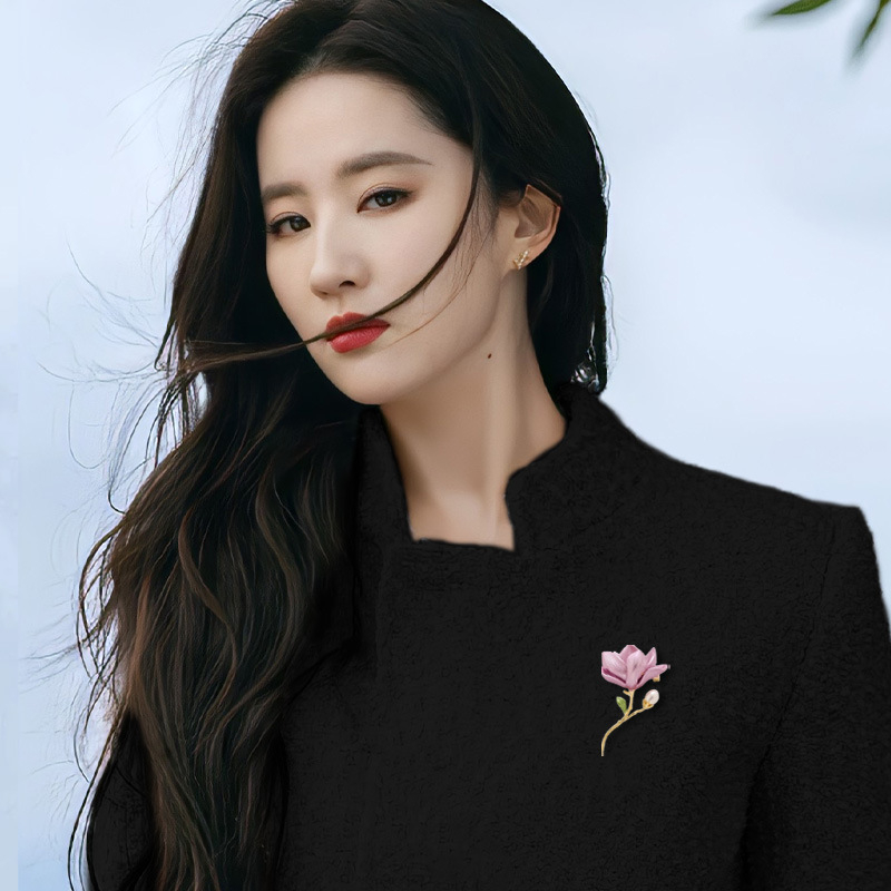 Καρφίτσα Magnolia, πρωτότυπος σχεδιασμός; Υλικό: Χαλκός; Σχήμα: Λουλούδι; Διαδικασία: Ηλεκτροπλατίωση; Για γυναίκες