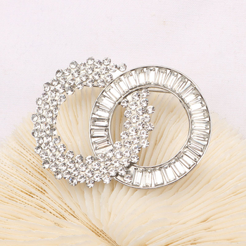 Broșă din aliaj, pentru femei, stil K, zirconiu cristal încrustat, anti-expunere