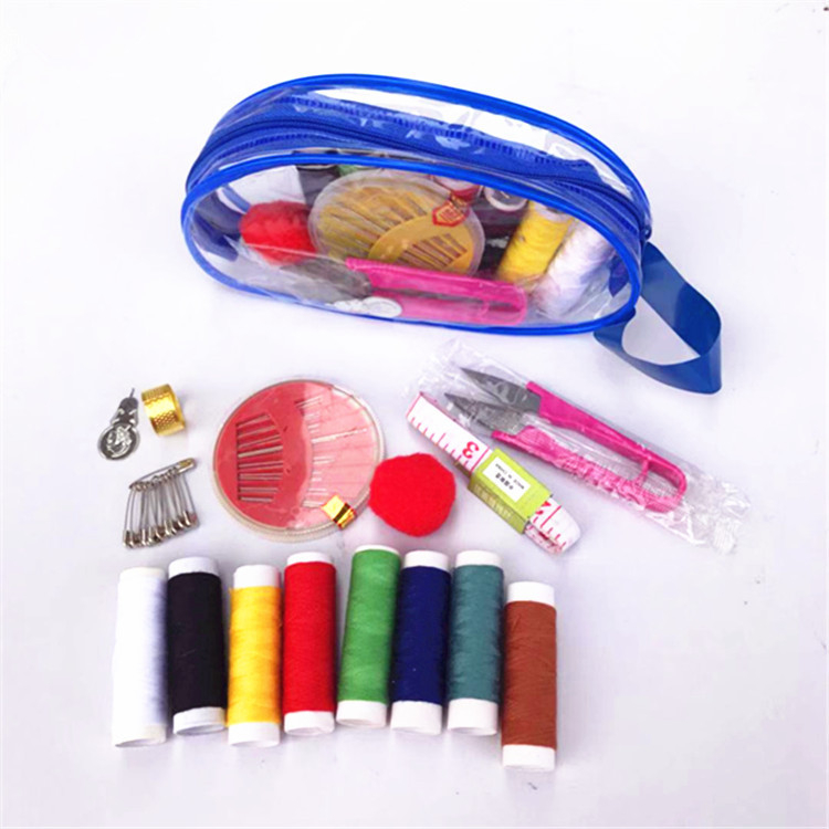 Hordozható PVC varrókészlet háztartási használatra, kézi varróeszközökkel és varrótartó dobozzal; 240 darabos csomag
