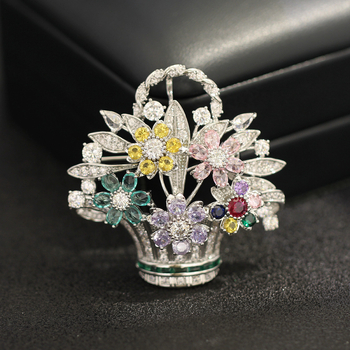 Broșă florală în formă de coș, cupru placat cu aur, electroplacare, brand Yanyi — accesorii elegante pentru femei