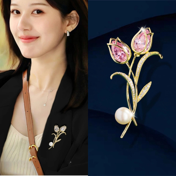 Broșă cu floare din cupru și zirconiu — accesorii feminine în stil light-lux, formă florală, decorativ multifuncțional