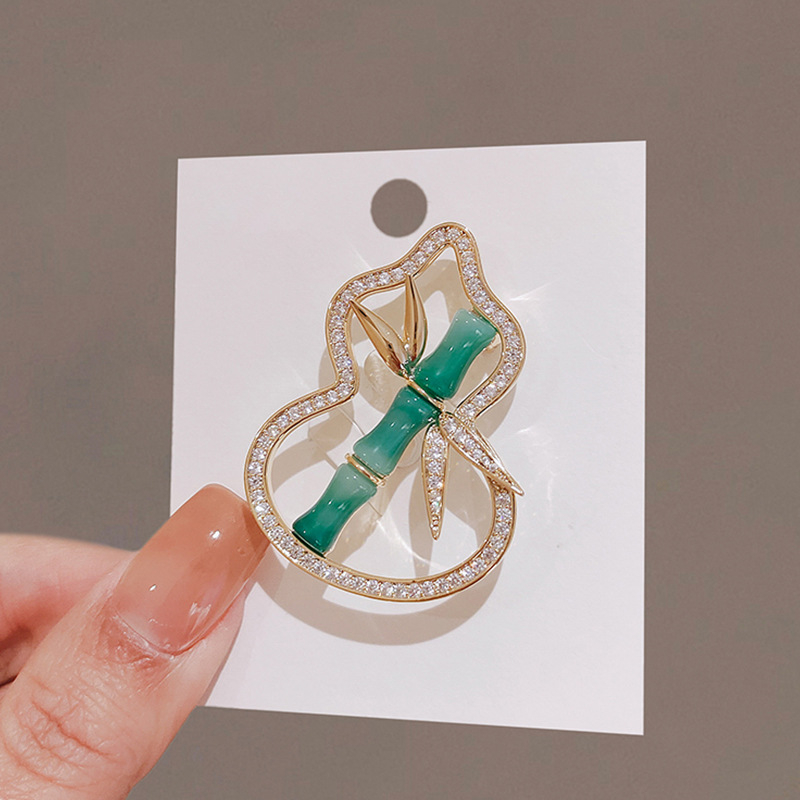 Γυναικεία καρφίτσα με φλοράλ μοτίβο από κράμα, ηλεκτροπλατινόμενη, Αρ. 389