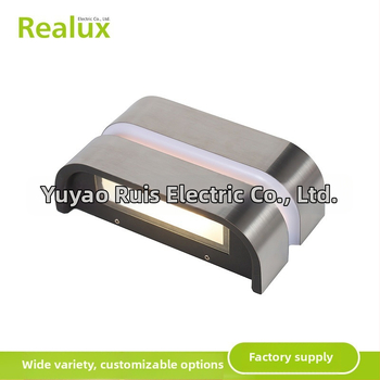 Vonkajšie nástenné svetlo z hliníka a skla; IP65 ochrana; 110–240V vstup; 40×2835 LED diódy; teplota svetla 3000/4000/6000K