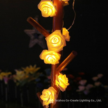 LED svetlo v tvare ruže s batériovým zdrojom pre vnútorný a vonkajší dvor, IP65, prispôsobiteľné