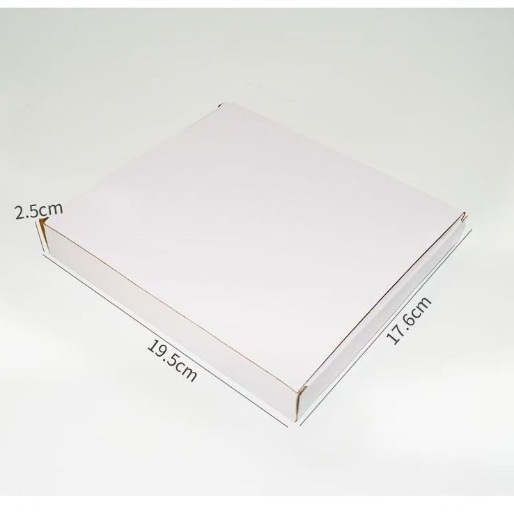 Шевна кутия – домашен комплект за шиене, 100 броя в кутия, тегло 185–448 g; стилове: сладък, бохемски, карикатурен, нов китайски стил