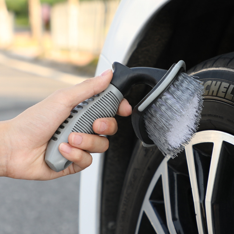 Runner četka za pranje automobila – PP i PVC, proizvodna konstrukcija; Marke: Runner; Vrsta: četka za pranje automobila