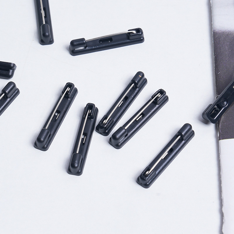 Plastične sigurnosne igle ABS materijala, baza za oznaku imena, akrilni dodaci za šivanje ručno