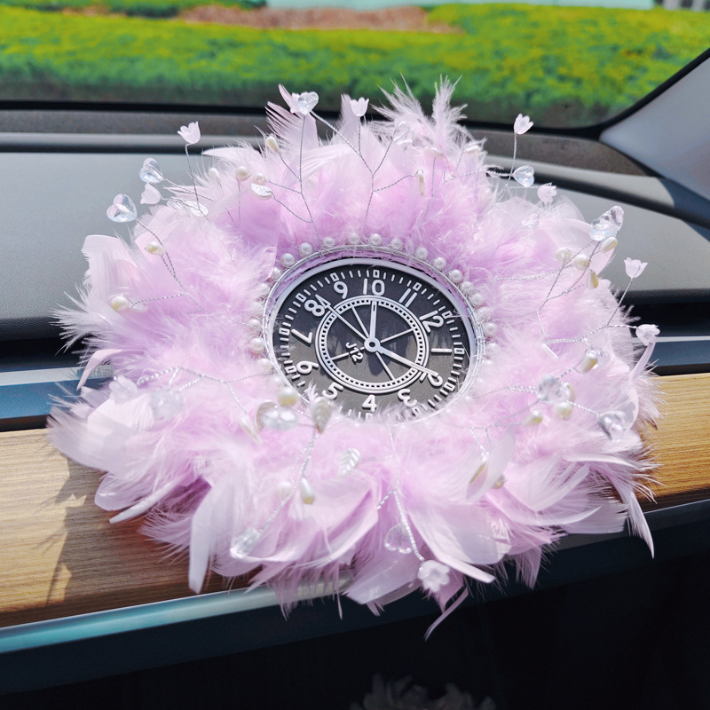 Protuklizna podloga za ploču upravljača automobila od silikonske gume, s dekorom bisera i pera