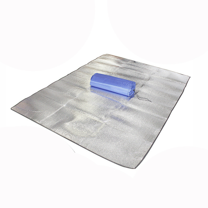 Двустранна алуминиева филмова постелка за къмпинг и пикник, влагозащитна, мултиразмерна, дебелина ~2 мм, тегло 120–550 г