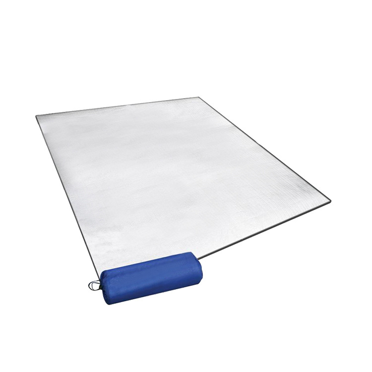 Dvostruka prostirka od aluminijske folije za piknik i kampiranje (za 1–8 osoba) – materijal: aluminijska folija s perl-pamučnim premazom, marka Binteer