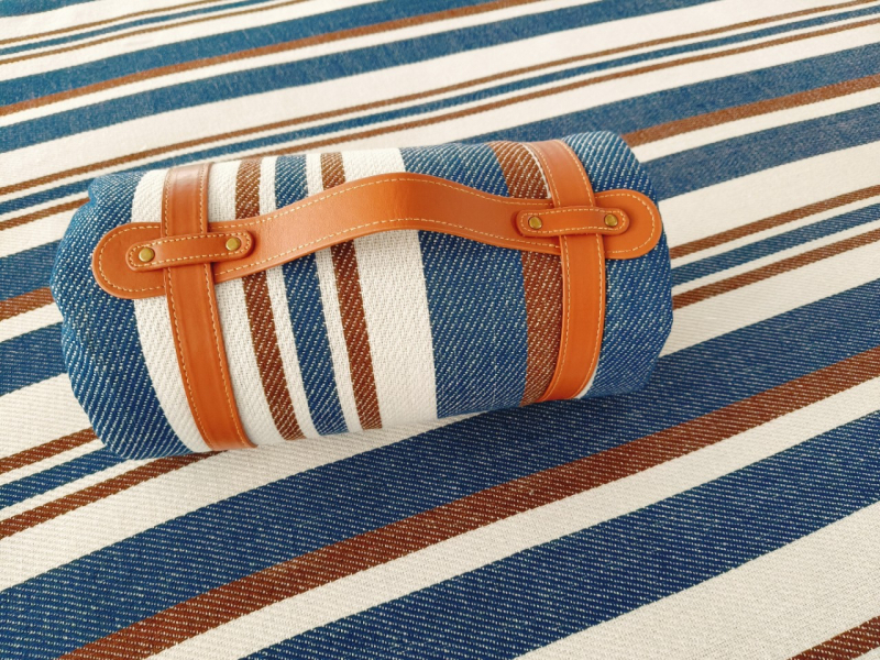 Vanjska piknik podloga, Premium akrilna tkanina, Vodootporna donja stranа, Model YJQX-006, Pogodno za 6–8 osoba, Težina 850–1050 g