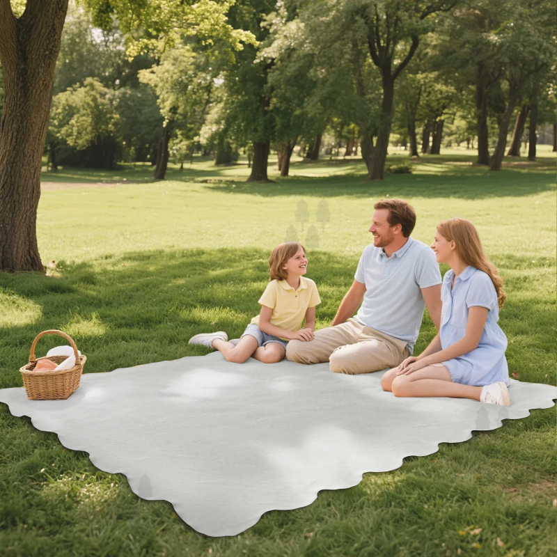 Vanjska prostirka za piknik i kampiranje s velur-slojem zraka, protivklizna i vlagootporna aluminijska folija, model Jprycd01, za 2-4 osobe, težina 400 g