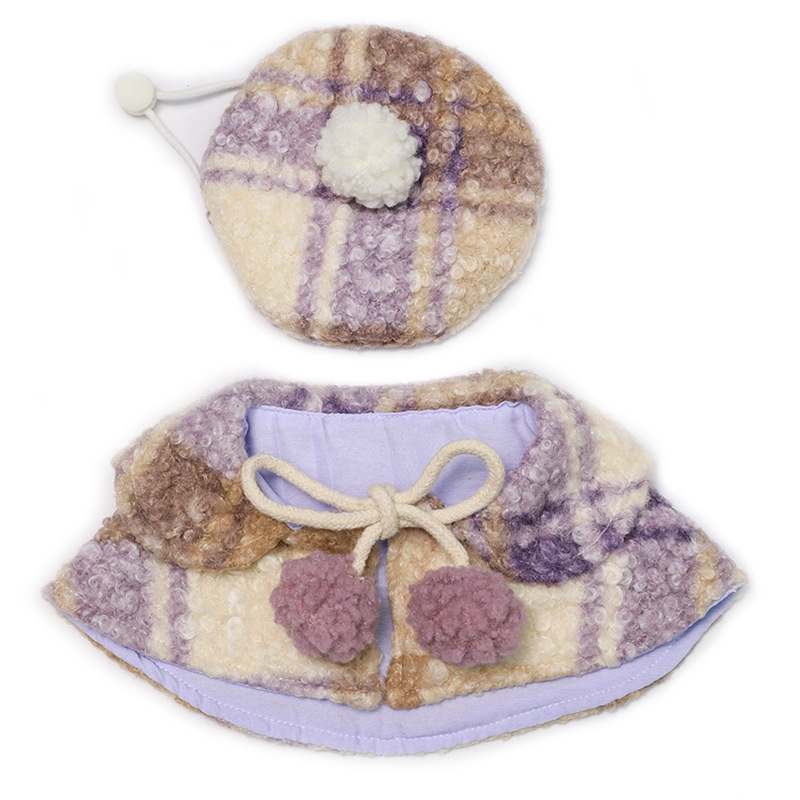 Gyapjúból készült plüss háziállat-kosztüm kockás mintával macskáknak és kutyáknak, brit stílusú béret és palást, meleg és aranyos