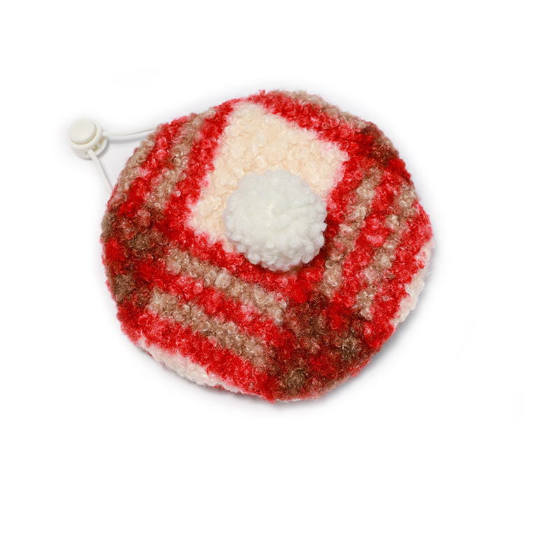 Gyapjúból készült plüss háziállat-kosztüm kockás mintával macskáknak és kutyáknak, brit stílusú béret és palást, meleg és aranyos