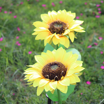 Светодиодна ландшафтна светлина със слънчоглед, модел Sunflower 1060, IP67, персонализирана обработка, подходяща за площади, паркове, дворове и събития