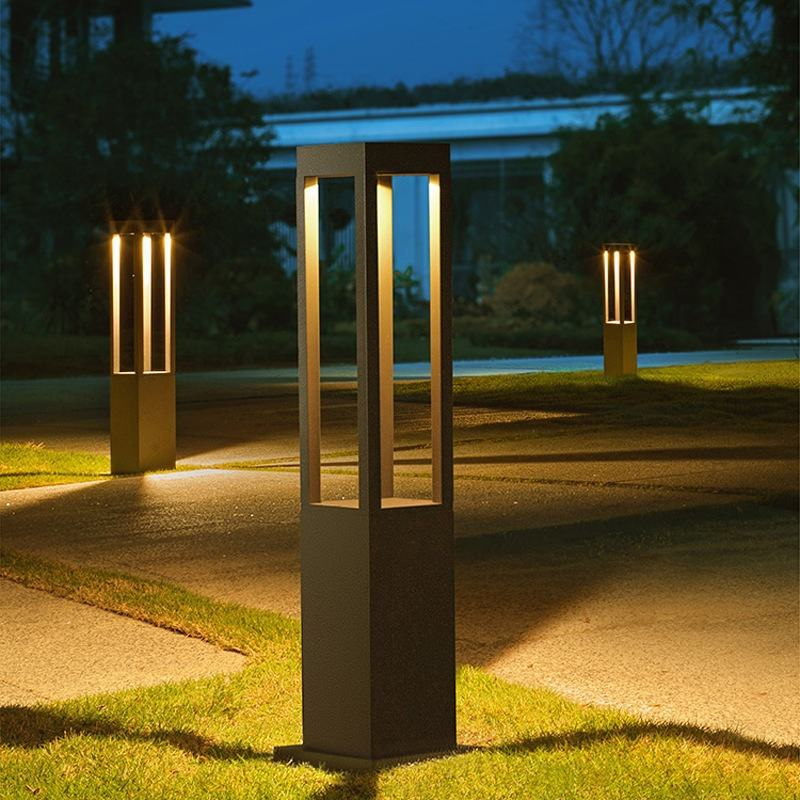 Kültéri napelemes gyeplámpa, alumínium, négyzet alakú, IP65, 24–36 órás folyamatos világítás