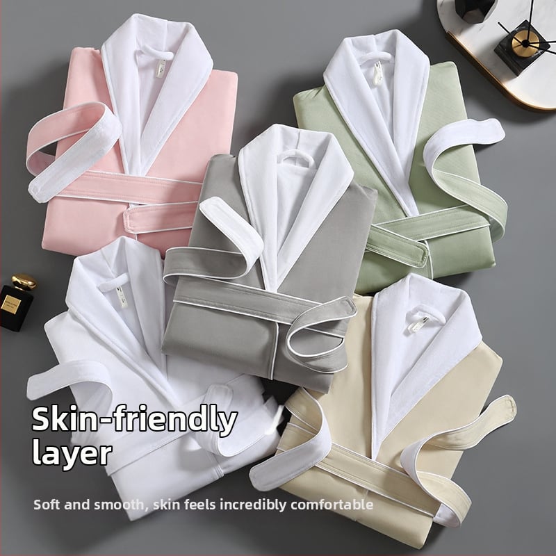 Халат за баня със хотелски стил, абсорбиращ вода, дебел двуслоен, унисекс за есенно-зимно ползване; Материал: Ултрафайн влакна; Тегло: 1150 g; Прежда: единична нишка; Тъкан: Plain weave; Персонализиране по заявка; Лого печат възможен