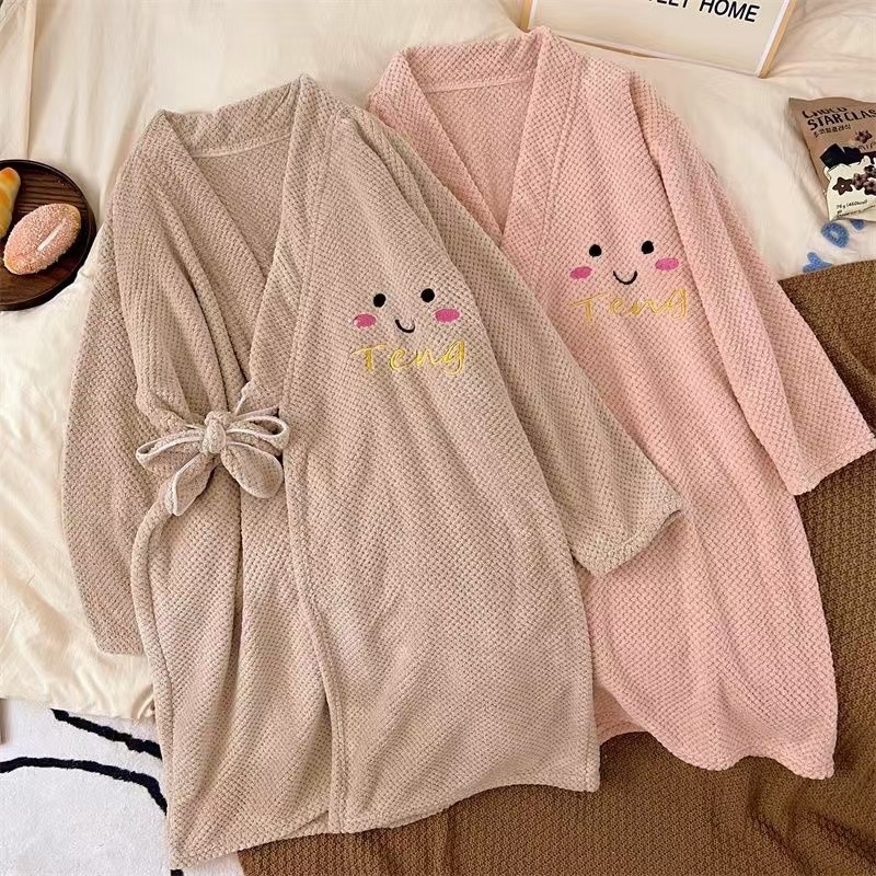 Халат за баня, велур, полиестерни влакна, тегло 300 г, зимен модел