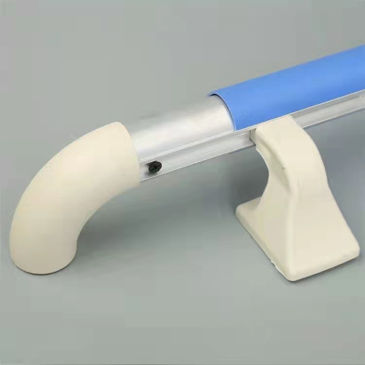 PVC kapaszkodó falra szerelve, ütésvédő és csúszásmentes felülettel, kórházak, óvodák és idősotthonok folyosói számára