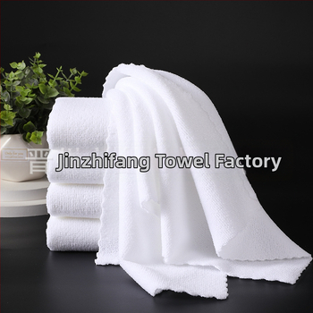 Hotelový uterák, 100% polyesterové vlákno, jemné vlákno, ploché tkanie, 42 g, nasiakavosť 11–15 s