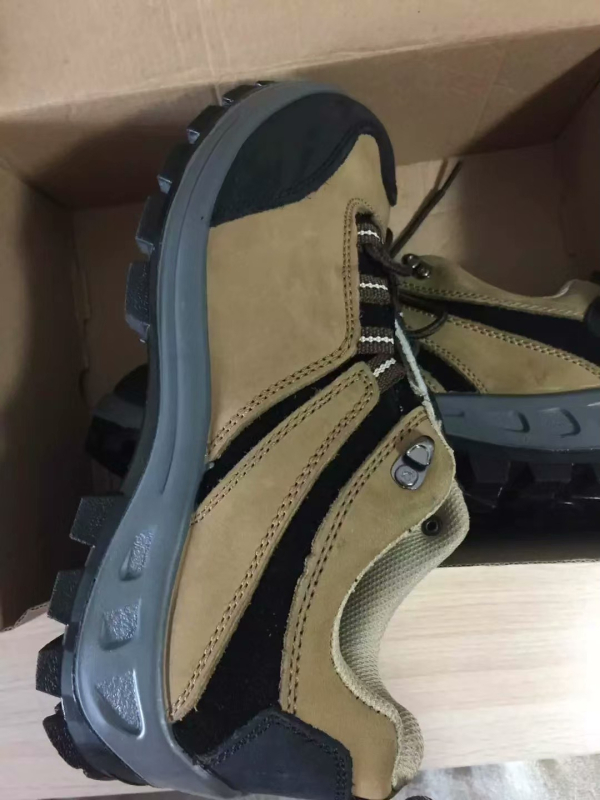 Pantofi de protecție izolați 66177, protecție la perforare, pentru industria petrolieră, chimică, mecanică, electrică și construcții