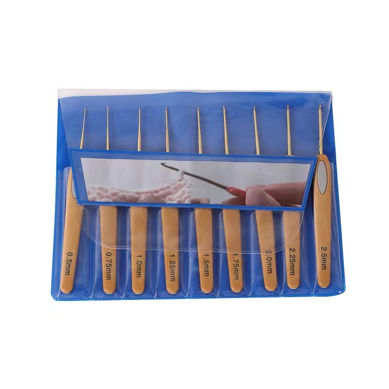 Set od 9 kukica za kukičanje s mekom držalom, PVC kukice, različite veličine, zlatno prekrivene vrhove