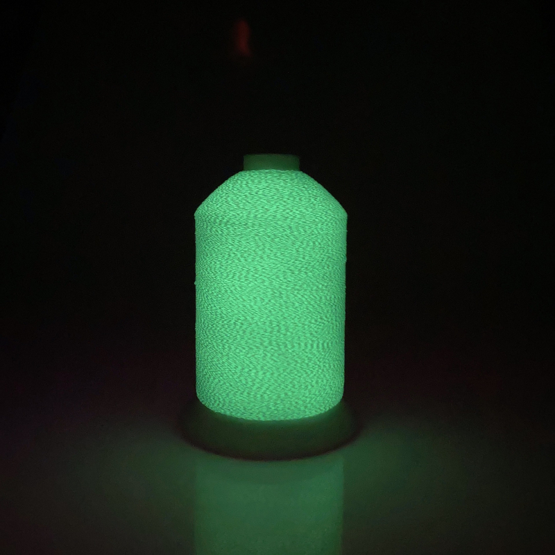 LUMIA Λαμπερή γραμμή νήματος πλεκτής ραφής – Φωσφοριζέ πολυεστέρας για κασκόλ, καπέλα, παπούτσια και ρούχα