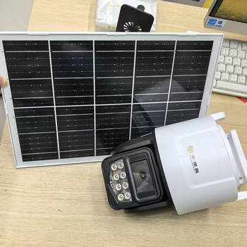 Cameră de supraveghere solară 4G cu compensare a luminozității de fundal, -40°C până la 85°C, alimentare 5V, pentru exterior.