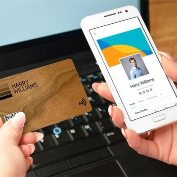 NFC koka viedā vizītkarte – bezkontakta IC karte, 144 uzglabāšana, 100000 dzēšanas/pierakstīšanas ciklu, koks/bambuss