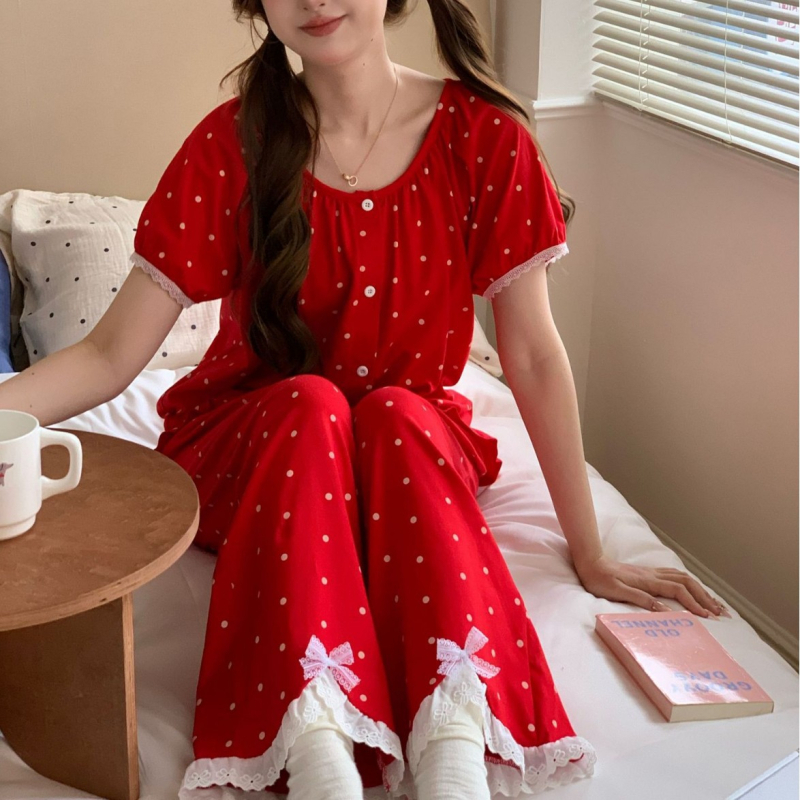 Set pijamale din bumbac, guler rotund, mâneci 3/4, țesătură ușoară 121–140 g/m², relaxare acasă