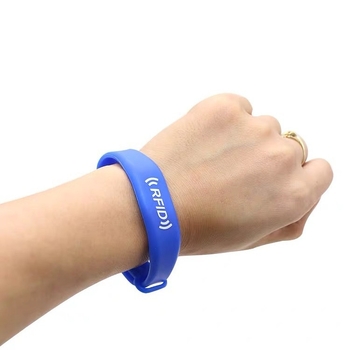 Pametna narukvica s IC kartom — vodootporna, prepisiva, silikon, kontaktna IC kartica, za pristup u saunu, bazen i lift