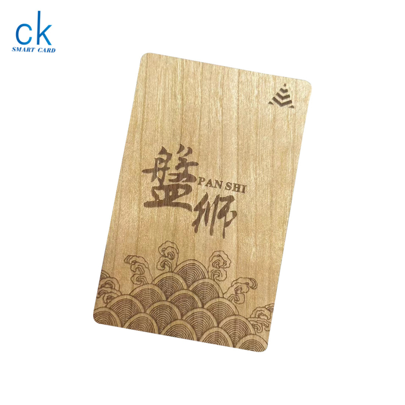 Lāzergraveeritud puitkaart RFID liikmelisuse ja toa ligipääsu kaardile — puitmaterjalist kaardite tootmine kohandustega; Mudel: Puit; Materjal: Basswood, bambus; Töökliima: -10 kuni 40 °C; Töötlemine ja kohandamine: Jah
