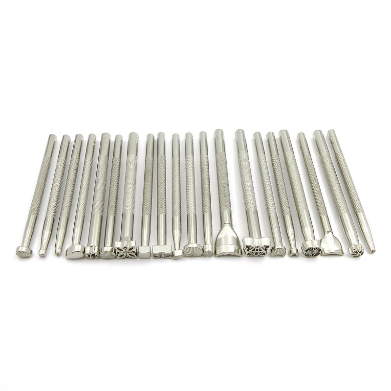 Set de unelte pentru prelucrarea pielii: gravură și ștanțare, model JF201228, cu unelte din oțel de instrumente și mânere din oțel (Model: JF201228; Material principal: oțel de instrumente; Mâner: oțel; Seria: Unelte pentru piele)